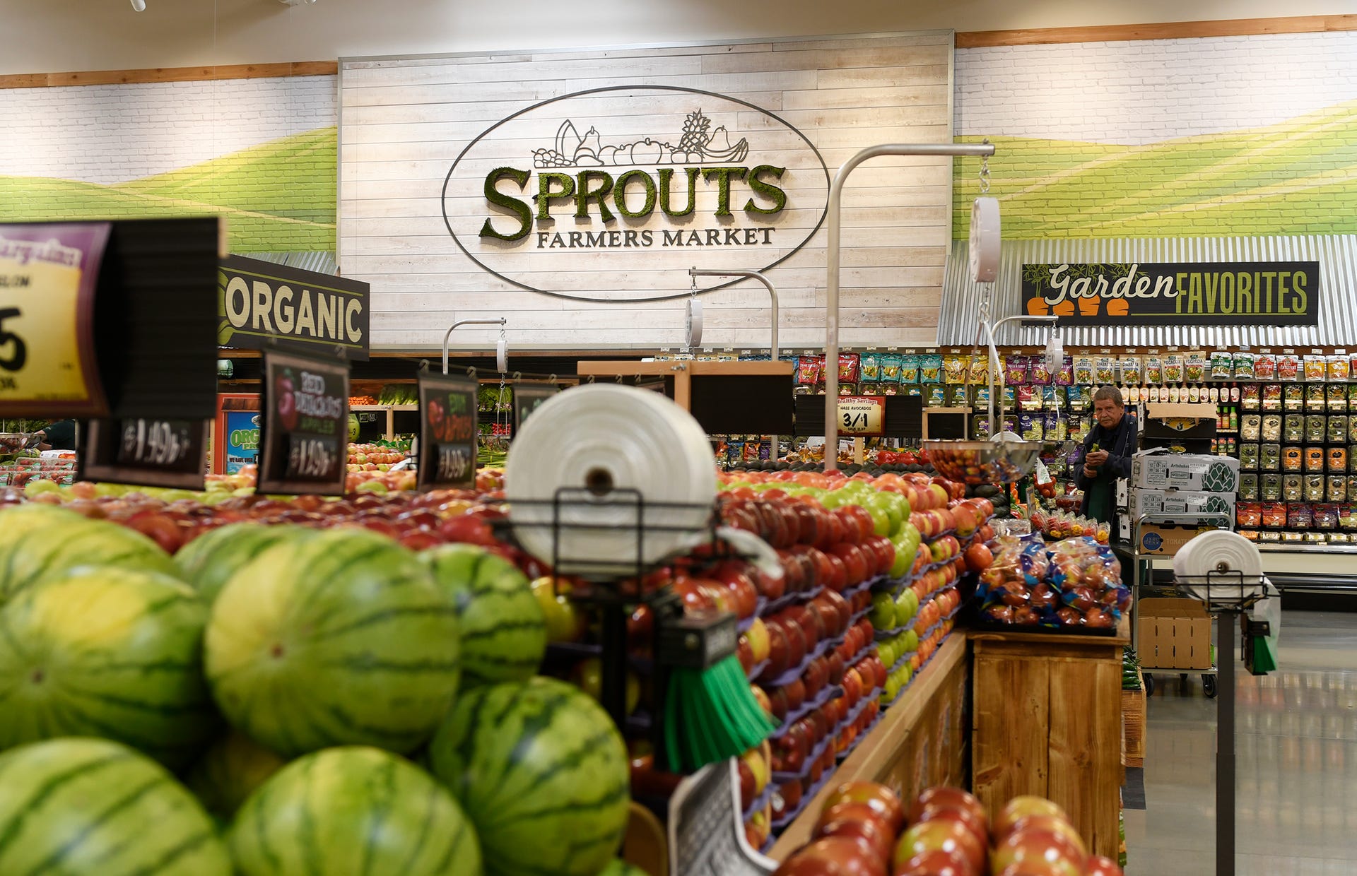 Photo of inside of Sprouts grocery store