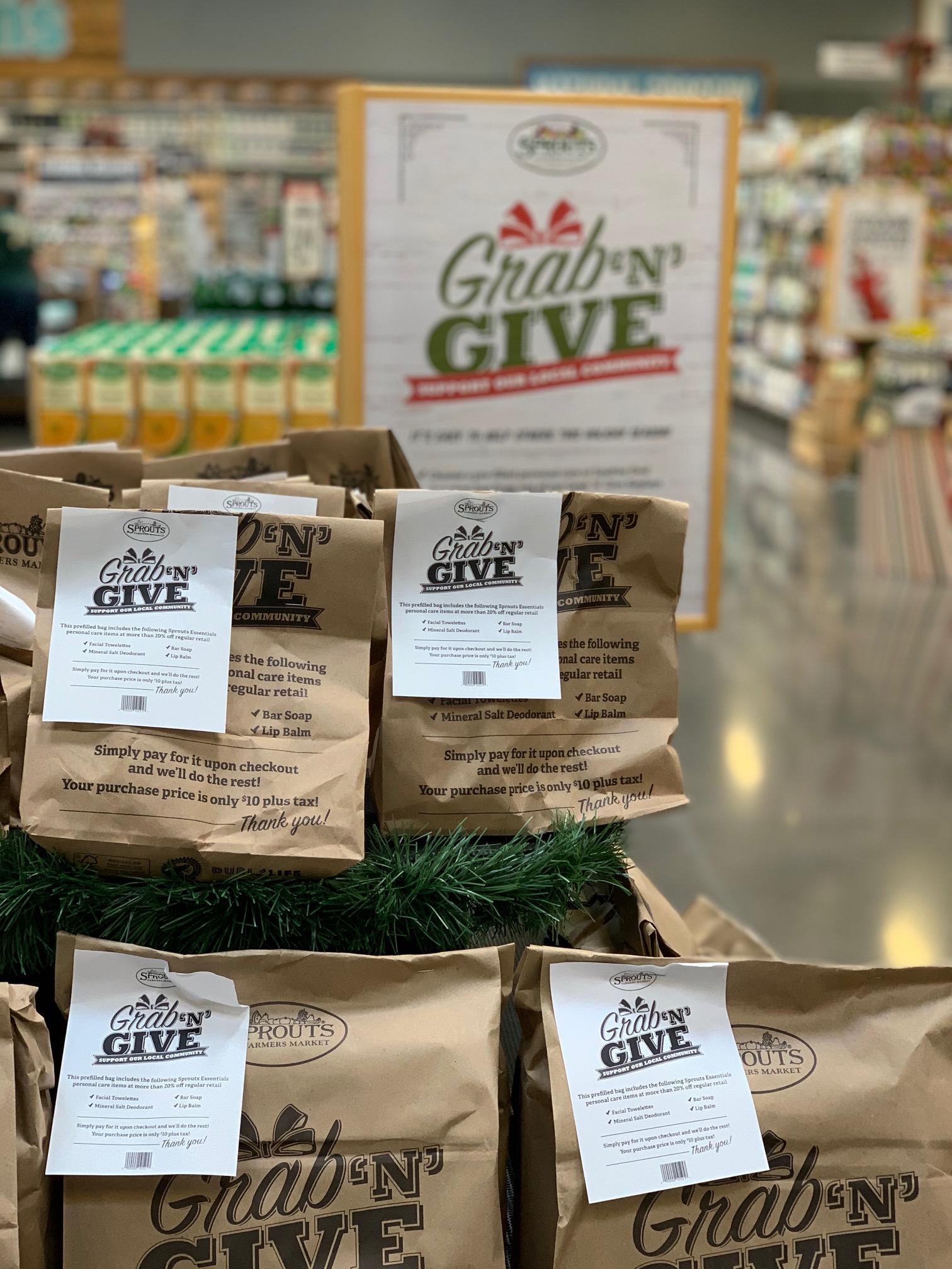 Grab ‘N" Give Bags